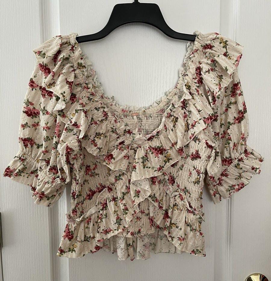 Women Short Tops